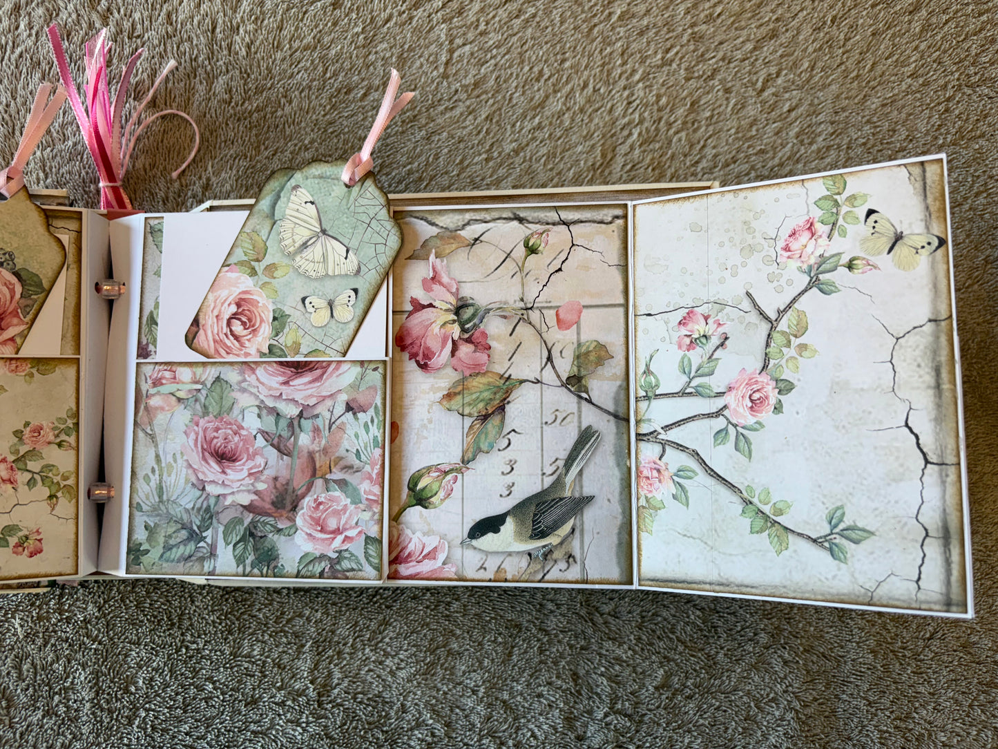 Stamperia House of Roses INSD Book Kit