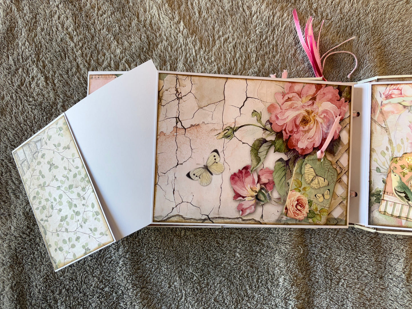 Stamperia House of Roses INSD Book Kit
