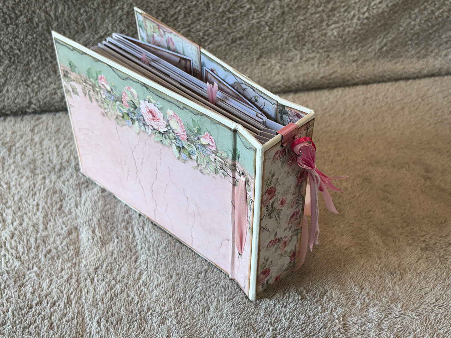Stamperia House of Roses INSD Book Kit
