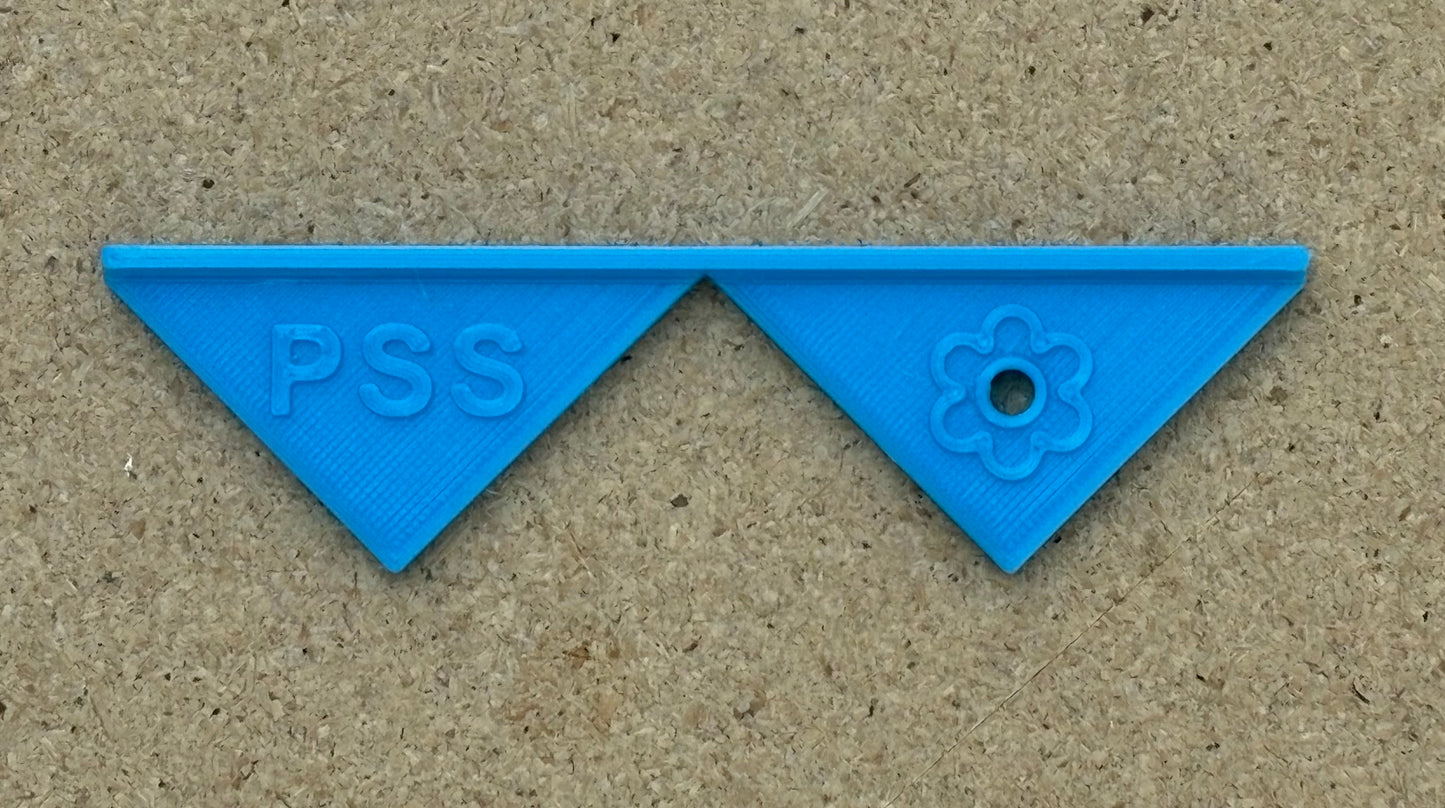 Corner cutting guide for bookbinding