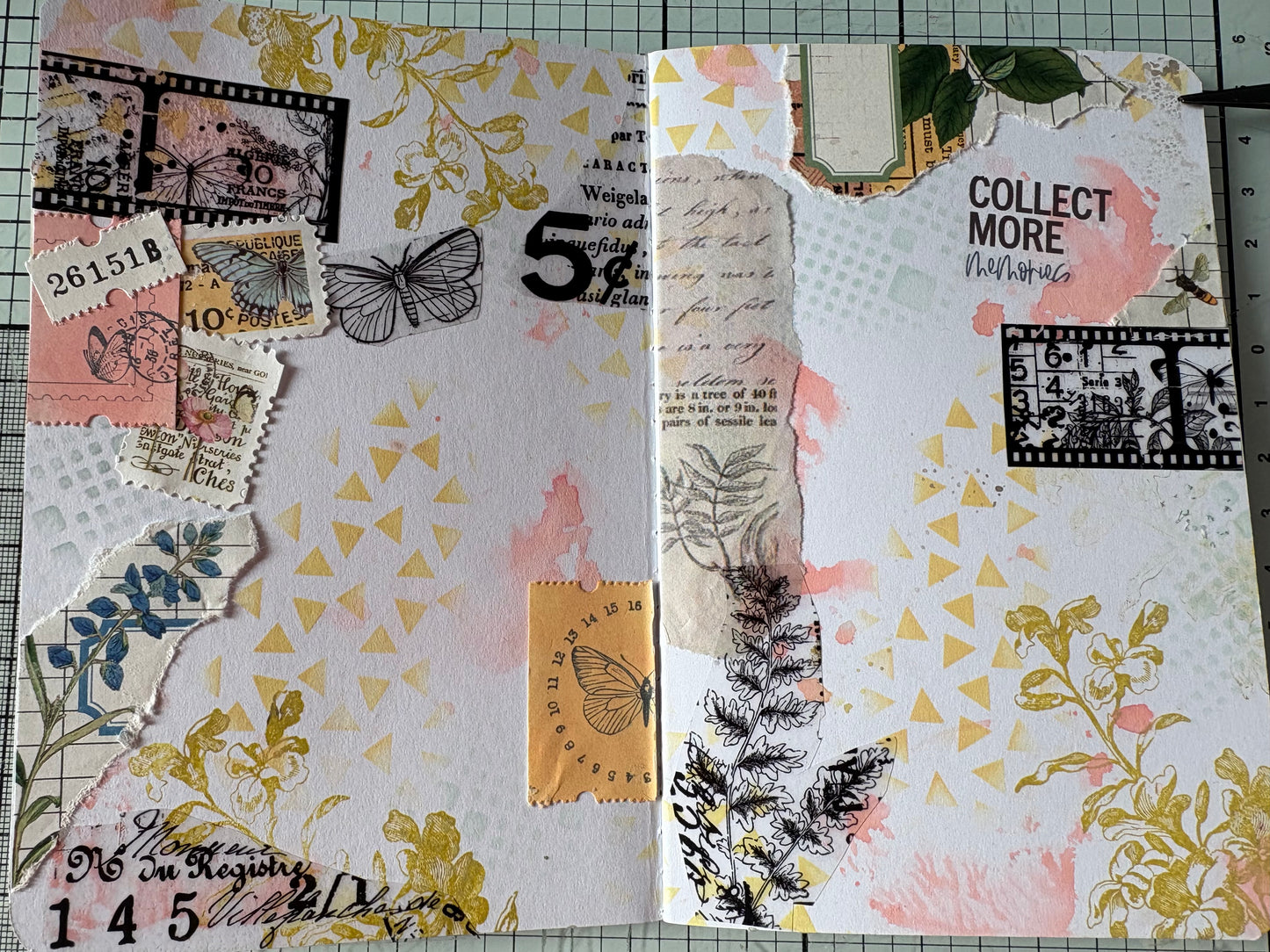 Mixed Media/Art Journal/ Call it what you want, play kit :-